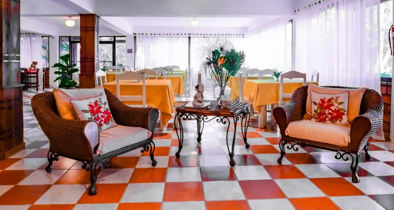 Hotel Rancho Constanza & Cabanas De La Montana Bagian luar foto