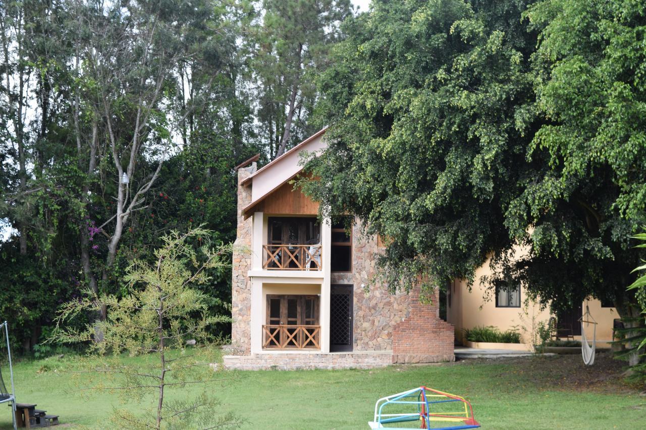 Hotel Rancho Constanza & Cabanas De La Montana Bagian luar foto