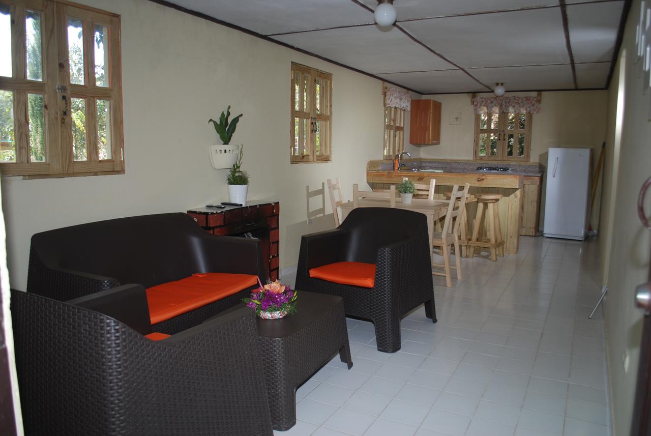Hotel Rancho Constanza & Cabanas De La Montana Bagian luar foto